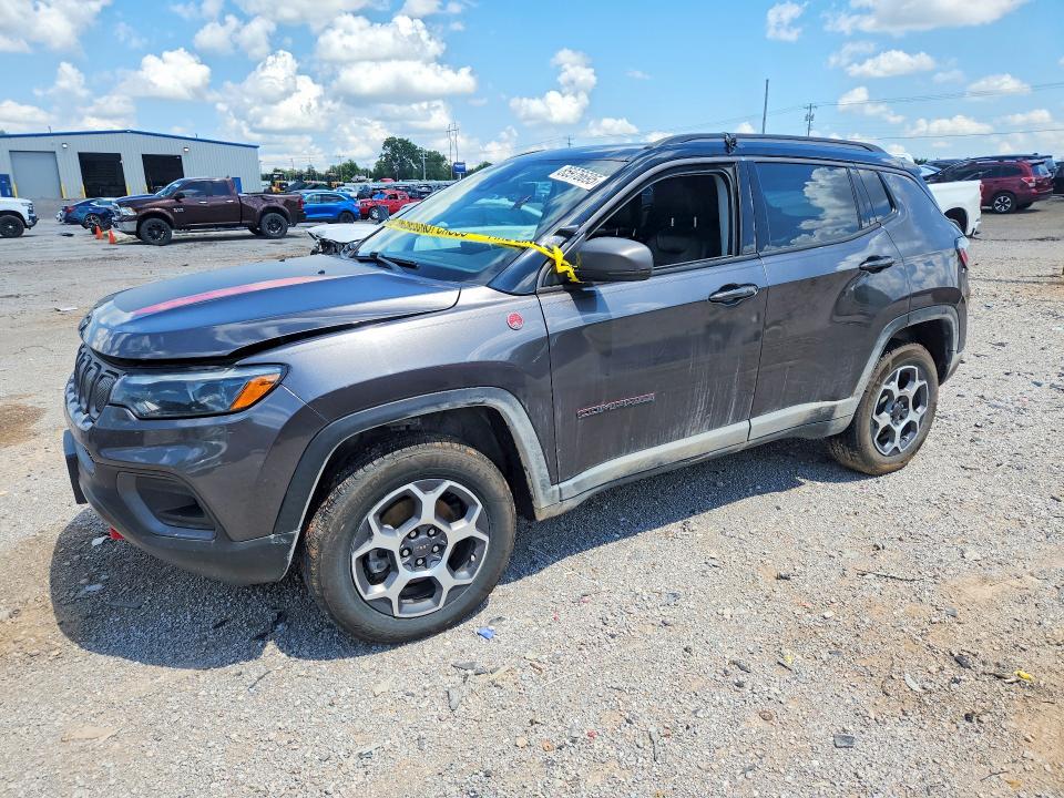 JEEP COMPASS 2022 with VIN 3C4NJDDB7NT158741 - Photo from auction