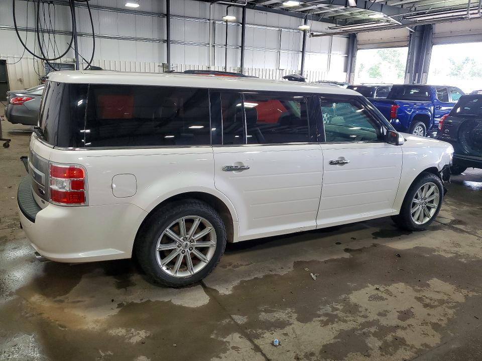 Photo 3 from auction – 2019 FORD FLEX with VIN 2FMHK6D87KBA17035