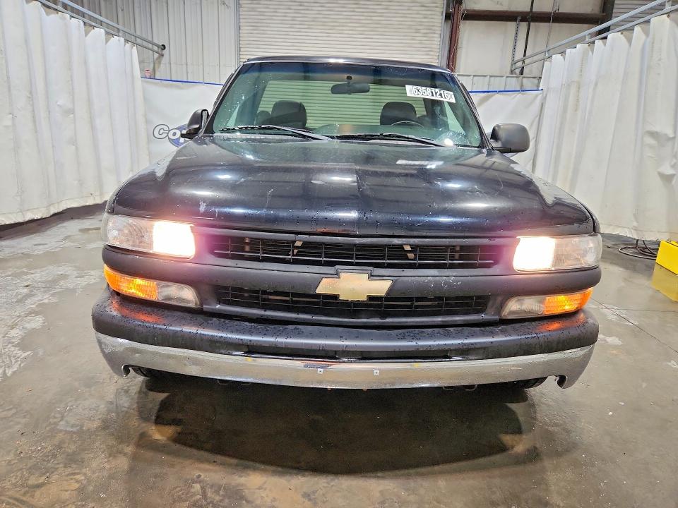 Photo 5 from auction – 2002 CHEVROLET SILVERADO with VIN 1GCEC14V72Z138349