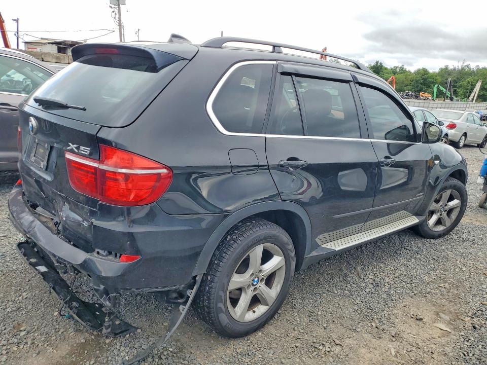 Photo 3 from auction – 2013 BMW X5 with VIN 5UXZV4C54D0B06949