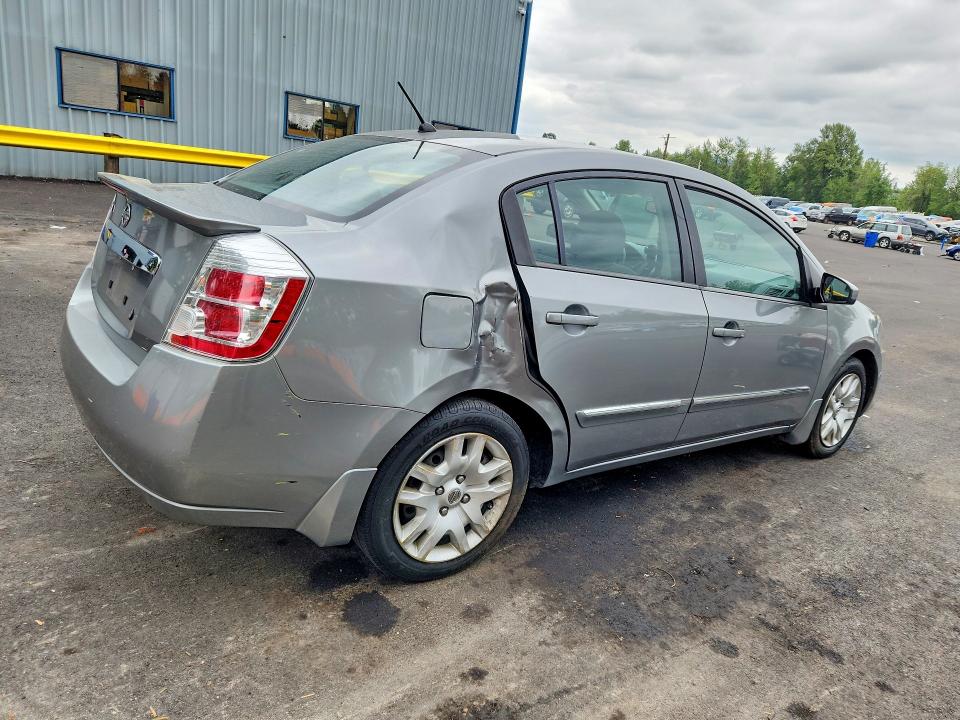 Photo 3 from auction – 2011 NISSAN SENTRA with VIN 3N1AB6AP0BL638741