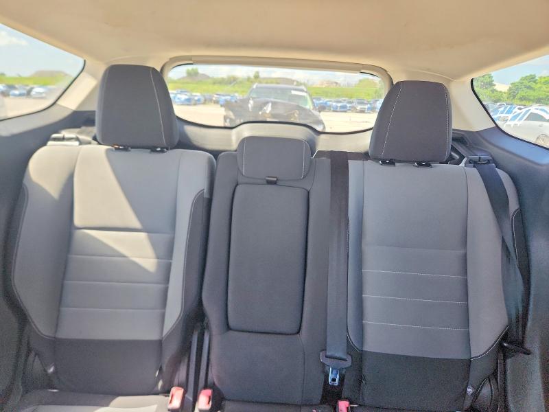 Photo 10 from auction – 2016 FORD ESCAPE with VIN 1FMCU0G74GUC28957