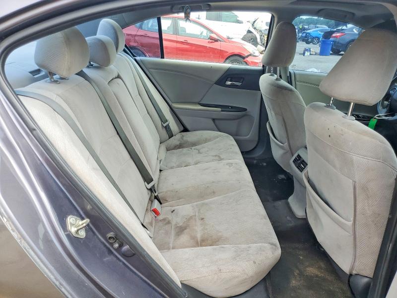 Photo 10 from auction – 2015 HONDA ACCORD with VIN 1HGCR2F77FA106811