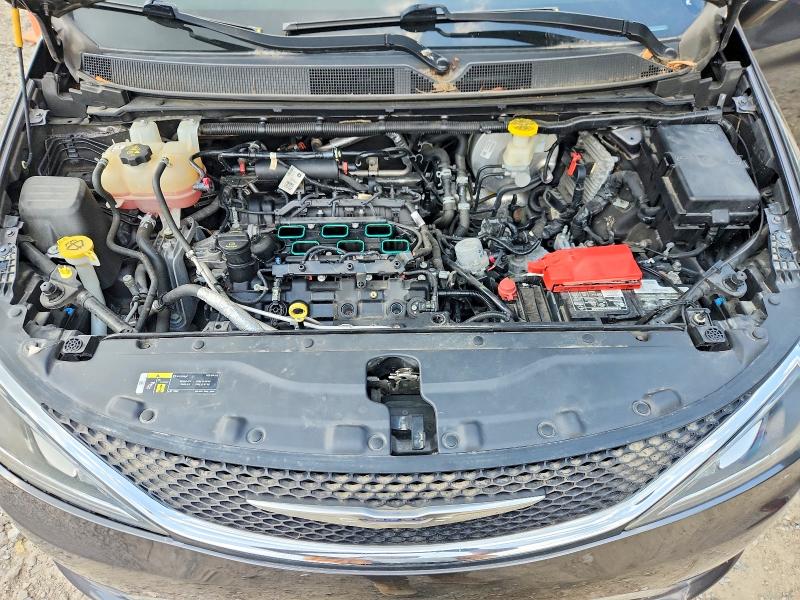 Zdjęcie 12 z aukcji – 2018 CHRYSLER PACIFICA z VIN 2C4RC1BG2JR152030
