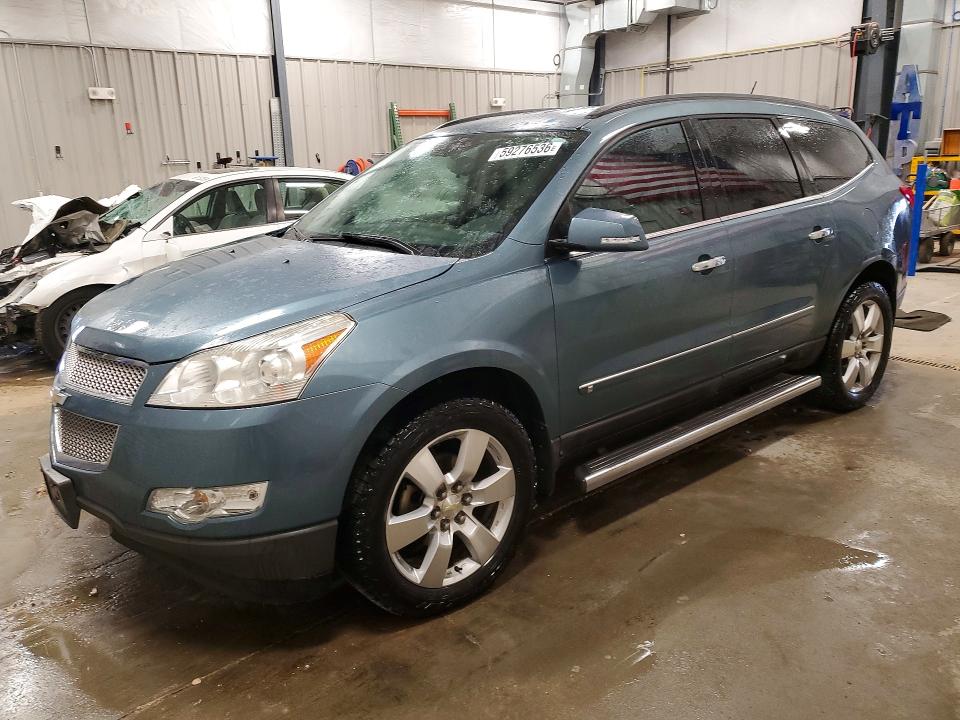 CHEVROLET TRAVERSE 2009 with VIN 1GNEV33D09S113303 - Photo from auction