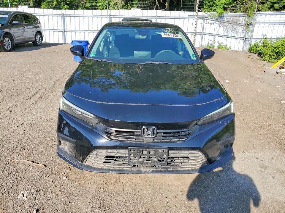 Photo 5 from auction – 2022 HONDA CIVIC with VIN 2HGFE2F2XNH116956