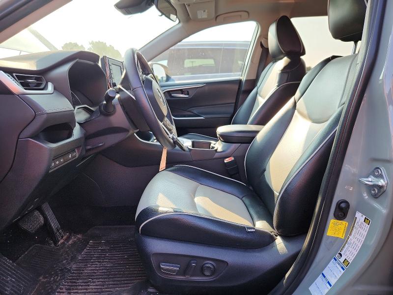 Photo 7 from auction – 2022 TOYOTA RAV4 with VIN 4T3RWRFV3NU075257