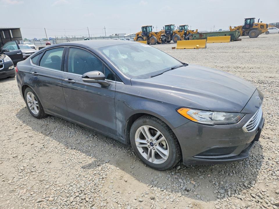 Photo 4 from auction – 2018 FORD FUSION with VIN 3FA6P0H76JR125101