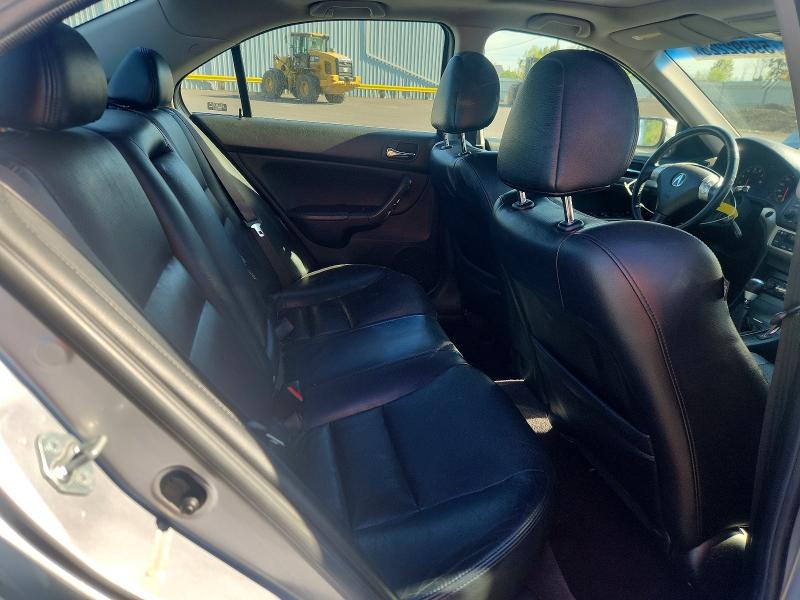 Photo 10 from auction – 2004 ACURA TSX with VIN JH4CL95824C019904