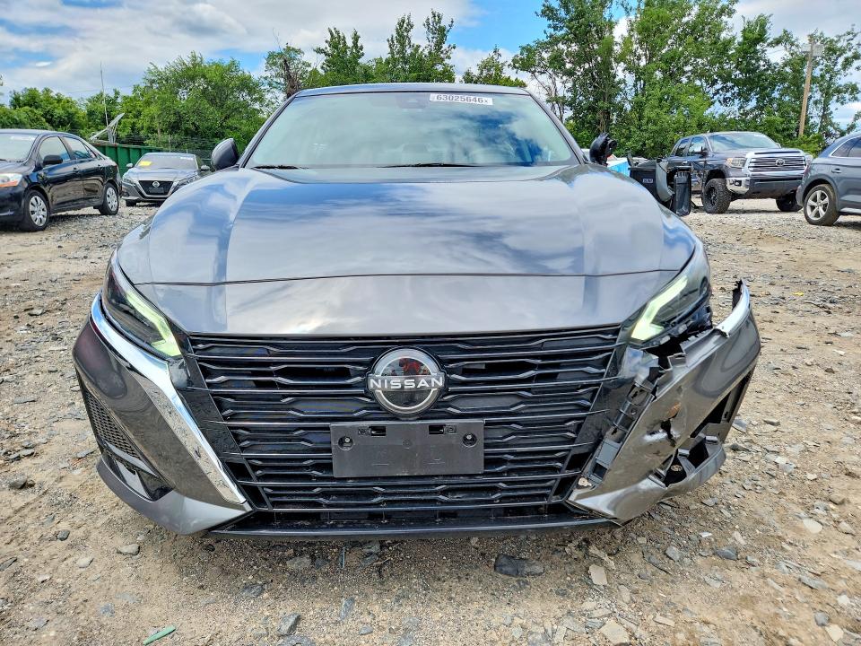 Photo 5 from auction – 2023 NISSAN ALTIMA with VIN 1N4BL4DW8PN393626