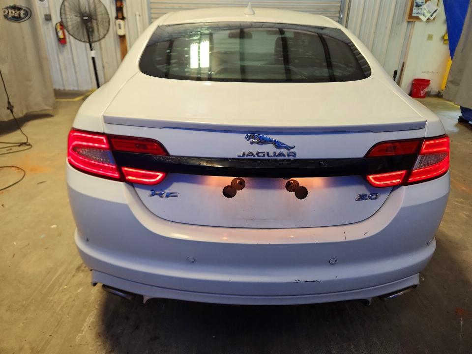 Photo 6 from auction – 2015 JAGUAR XF with VIN SAJWA0F78F8U58263
