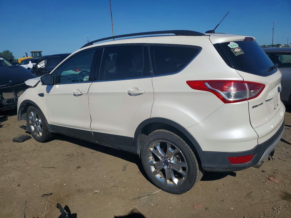 صورة رقم 2 من المزاد - 2014 FORD ESCAPE مع VIN 1FMCU0G9XEUB07011