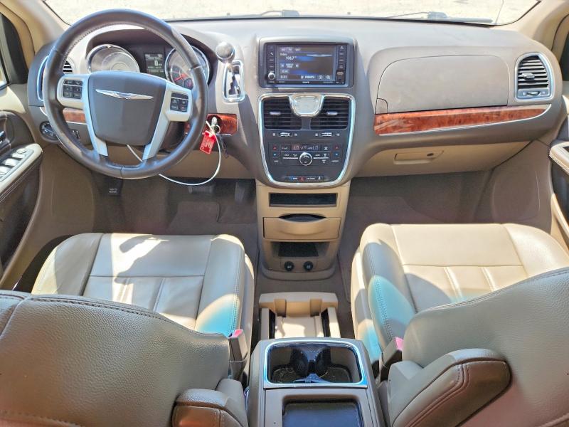 Снимка 8 от търг – 2016 CHRYSLER TOWN & COUNTRY с VIN 2C4RC1BG7GR230794