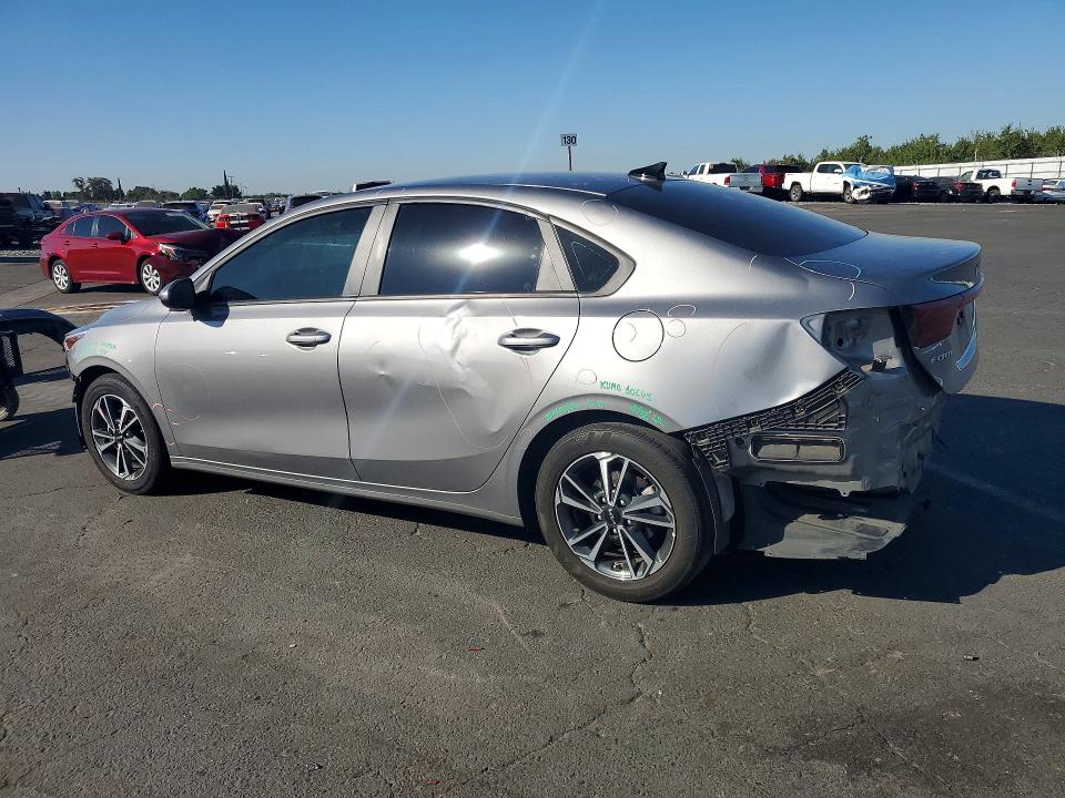Photo 2 from auction – 2024 KIA FORTE with VIN 3KPF24AD2RE794937