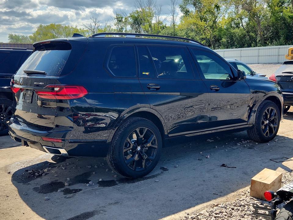 Photo 3 from auction – 2020 BMW X7 with VIN 5UXCW2C04L9A02919