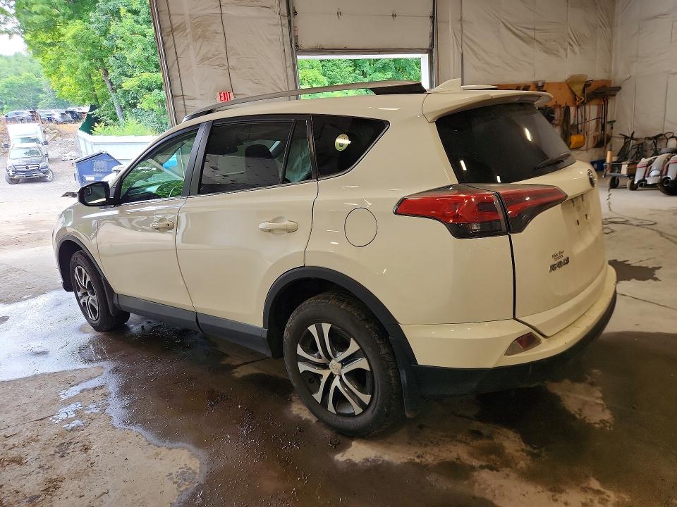 Photo 2 from auction – 2018 TOYOTA RAV4 with VIN 2T3BFREV6JW747079