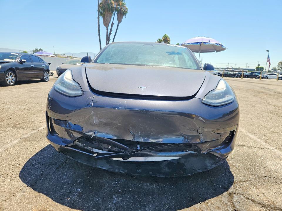 Photo 5 from auction – 2019 TESLA MODEL 3 with VIN 5YJ3E1EA3KF308175