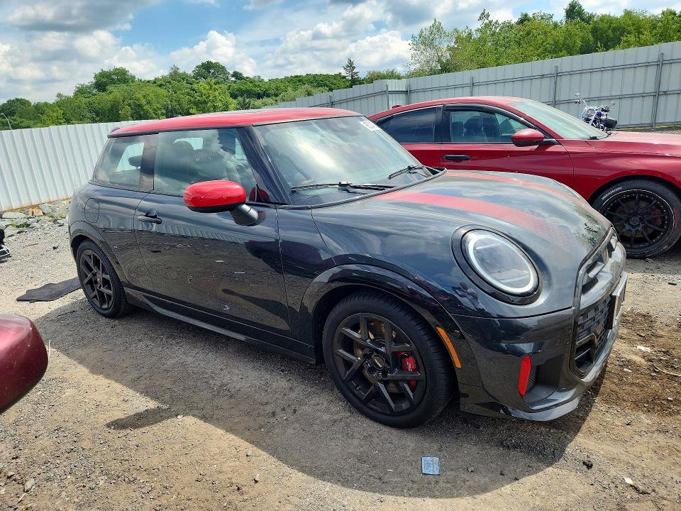 Photo 4 from auction – 2025 MINI COOPER with VIN WMW33GD03S2W89852