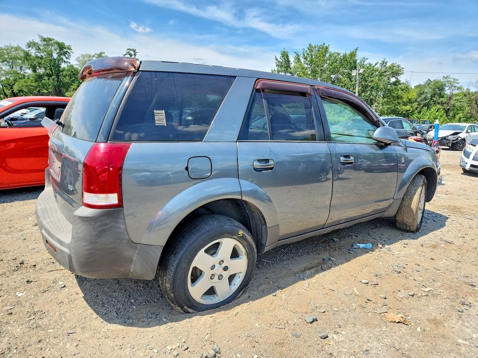 Photo 3 from auction – 2005 SATURN VUE with VIN 5GZCZ534X5S847102