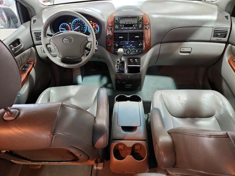 Photo 8 from auction – 2005 TOYOTA SIENNA with VIN 5TDBA22CX5S034850