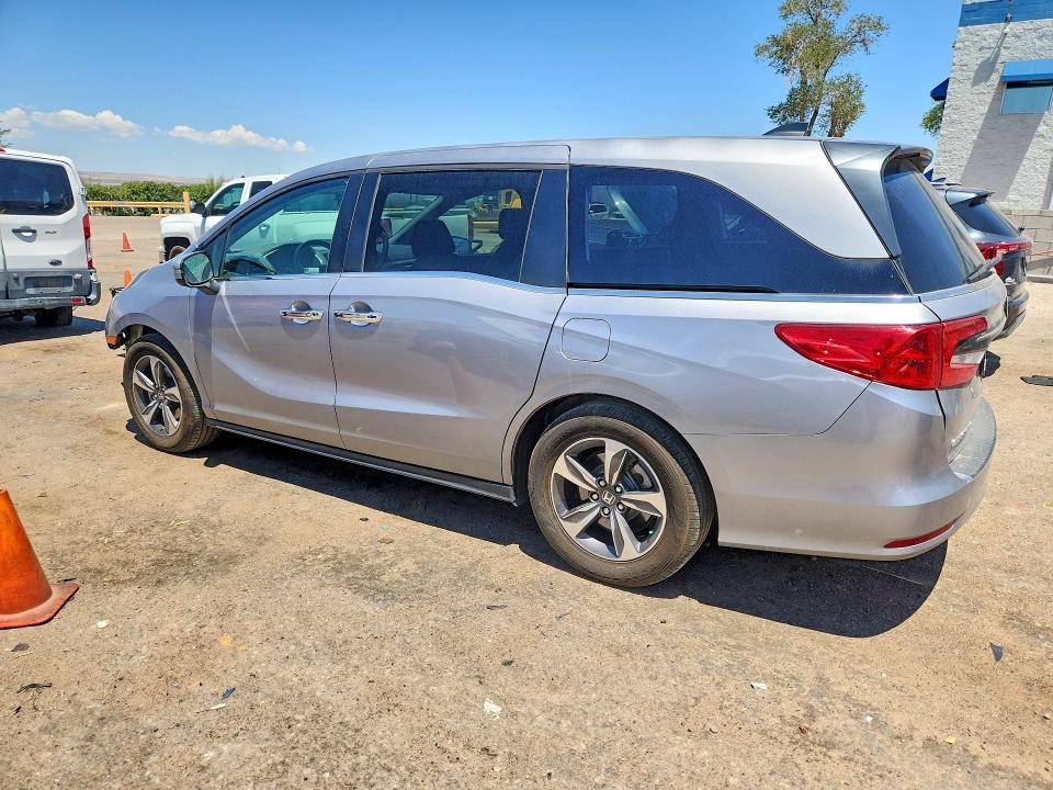 Photo 2 from auction – 2023 HONDA ODYSSEY with VIN 5FNRL6H66PB033901