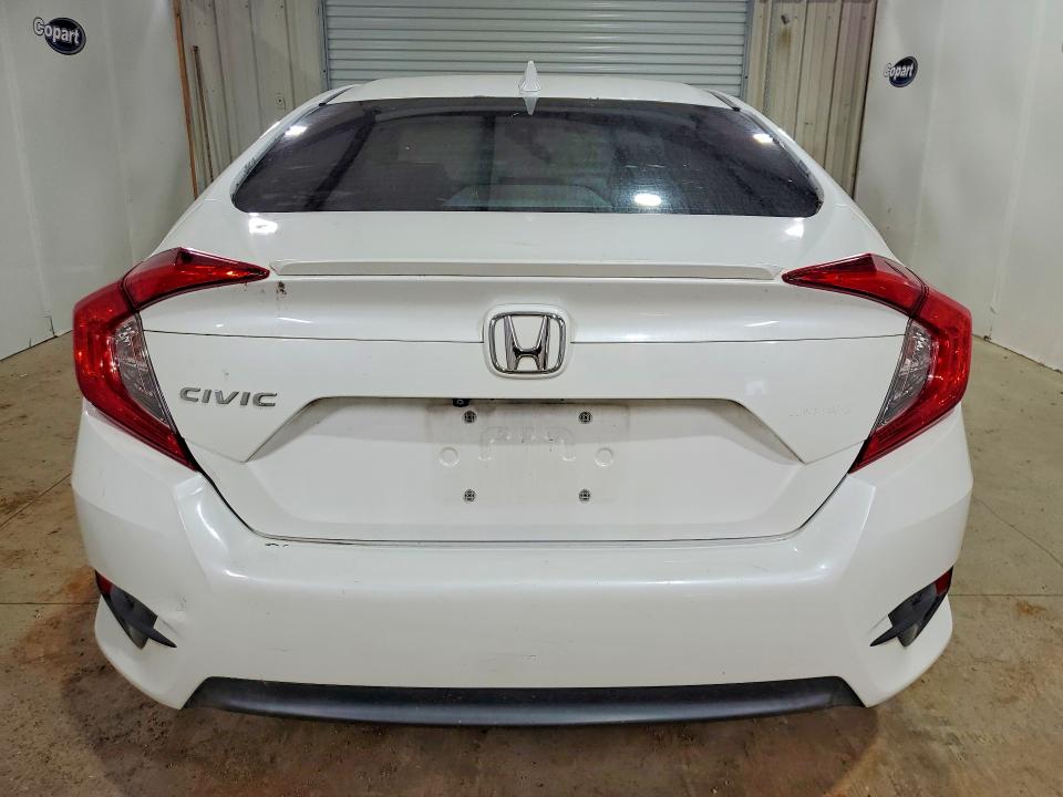 Снимка 6 от търг – 2017 HONDA CIVIC с VIN 19XFC1F30HE020955