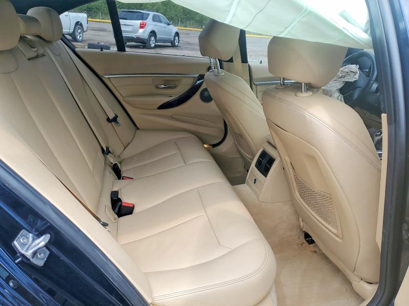 Photo 10 from auction – 2016 BMW 328 with VIN WBA8E5C50GK388562