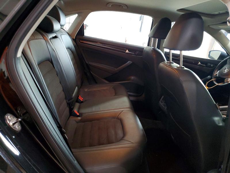 Photo 10 from auction – 2014 VOLKSWAGEN PASSAT with VIN 1VWCT7A3XEC110160