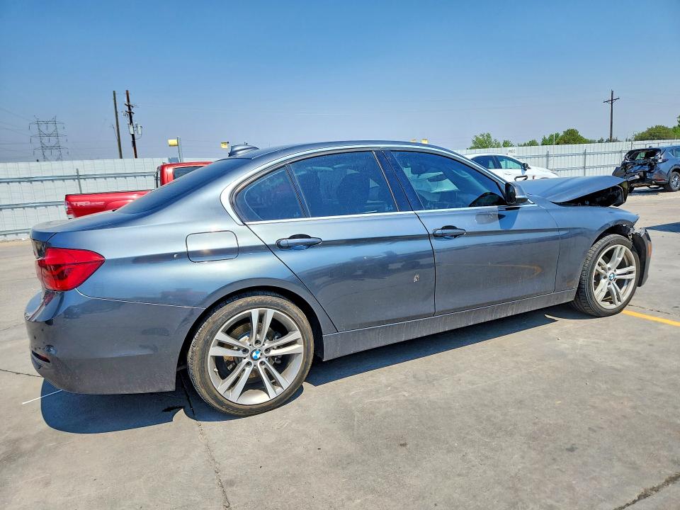 Photo 3 from auction – 2018 BMW 330 with VIN WBA8B9G5XJNU99720