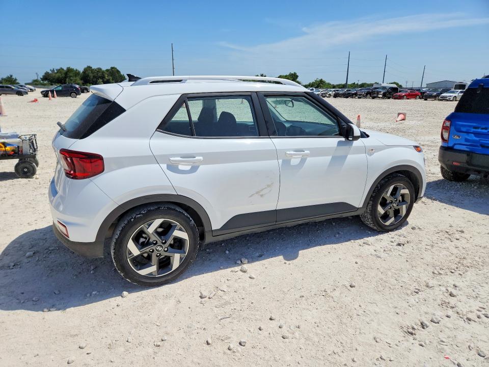 Photo 3 from auction – 2022 HYUNDAI VENUE with VIN KMHRC8A39NU206029