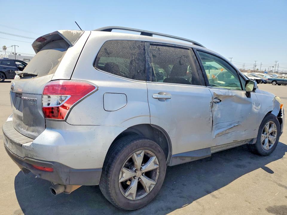 Photo 3 from auction – 2014 SUBARU FORESTER with VIN JF2SJAHCXEH558295