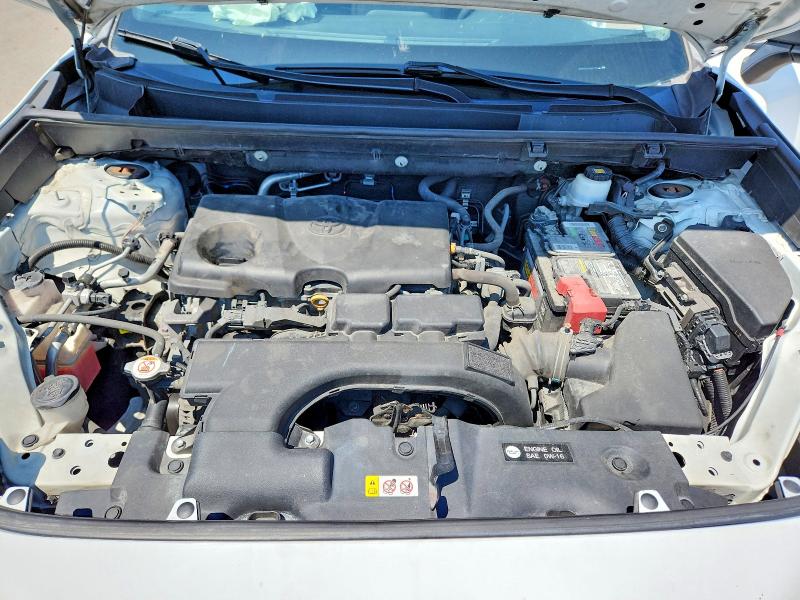 Photo 12 from auction – 2020 TOYOTA RAV4 with VIN 2T3F1RFVXLW122427
