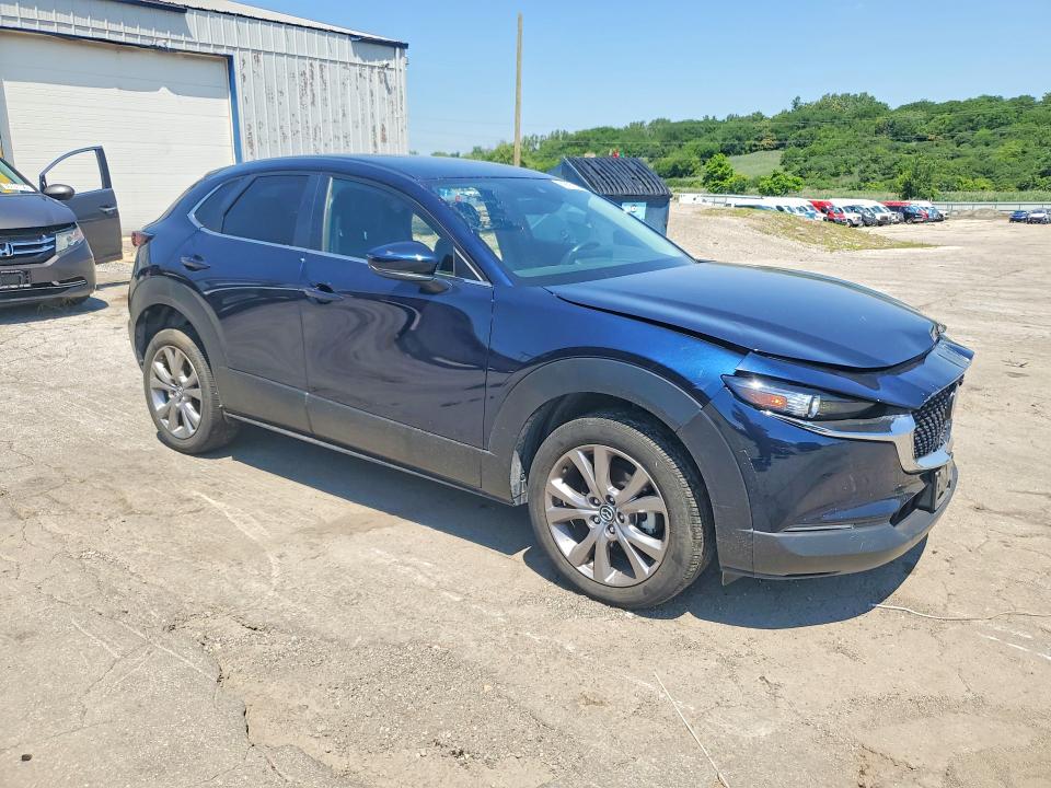 Photo 4 from auction – 2021 MAZDA CX-30 with VIN 3MVDMBBL3MM239620