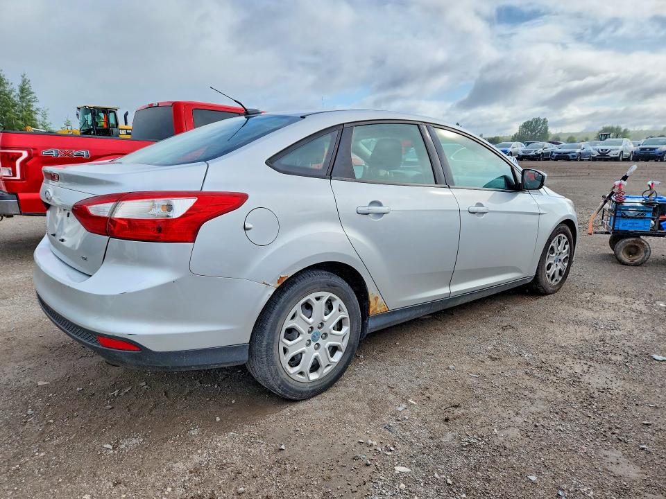 Photo 3 from auction – 2012 FORD FOCUS with VIN 1FAHP3F25CL116098