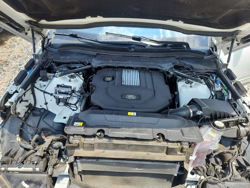 Photo 11 from auction – 2016 LAND ROVER RANGE ROVER with VIN SALGS2KFXGA311597