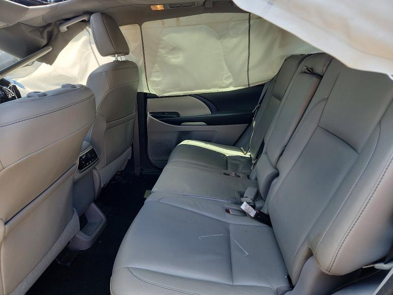 صورة رقم 11 من المزاد - 2017 TOYOTA HIGHLANDER مع VIN 5TDJZRFH3HS371741