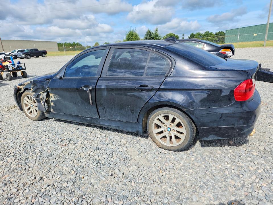 Photo 2 from auction – 2007 BMW 328 with VIN WBAVC53567FZ70750