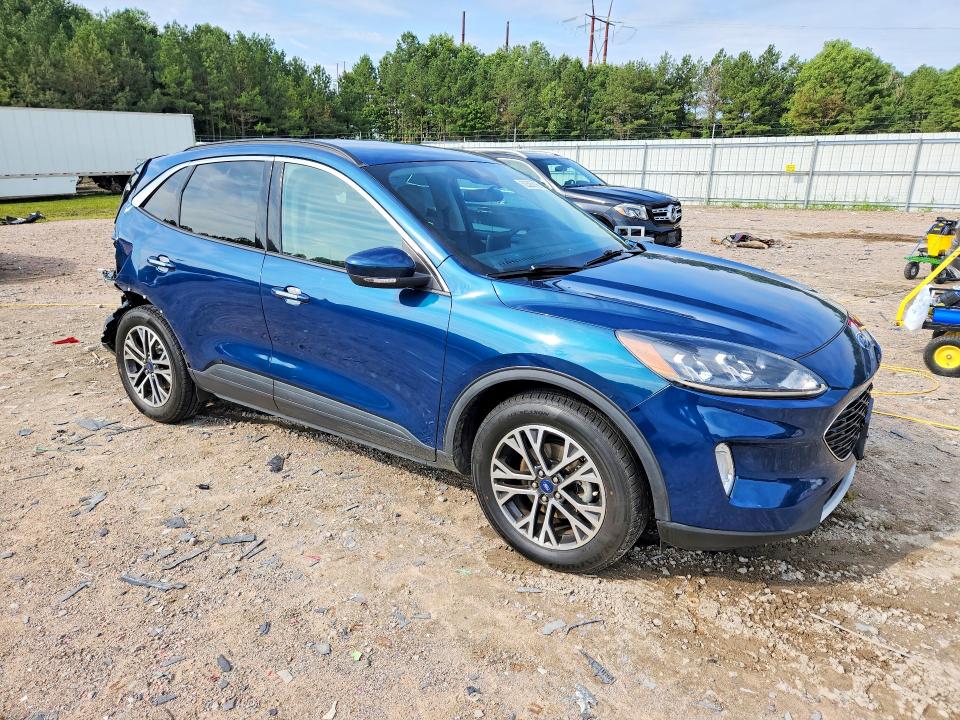 Photo 4 from auction – 2020 FORD ESCAPE with VIN 1FMCU9H94LUB28890