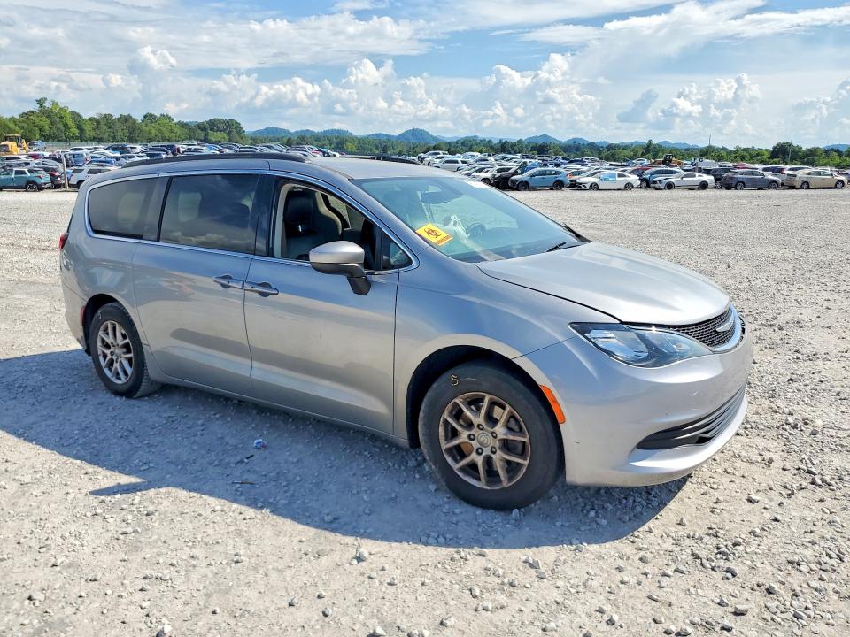 Photo 4 from auction – 2020 CHRYSLER VOYAGER with VIN 2C4RC1DG0LR265698