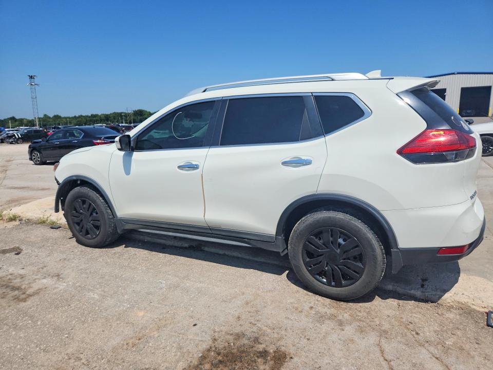 Photo 2 from auction – 2017 NISSAN ROGUE with VIN KNMAT2MV2HP521804