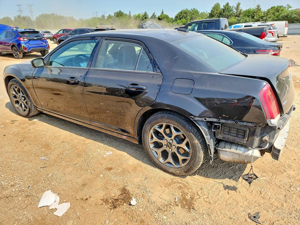 Photo 2 from auction – 2016 CHRYSLER 300 with VIN 2C3CCAGG4GH248825