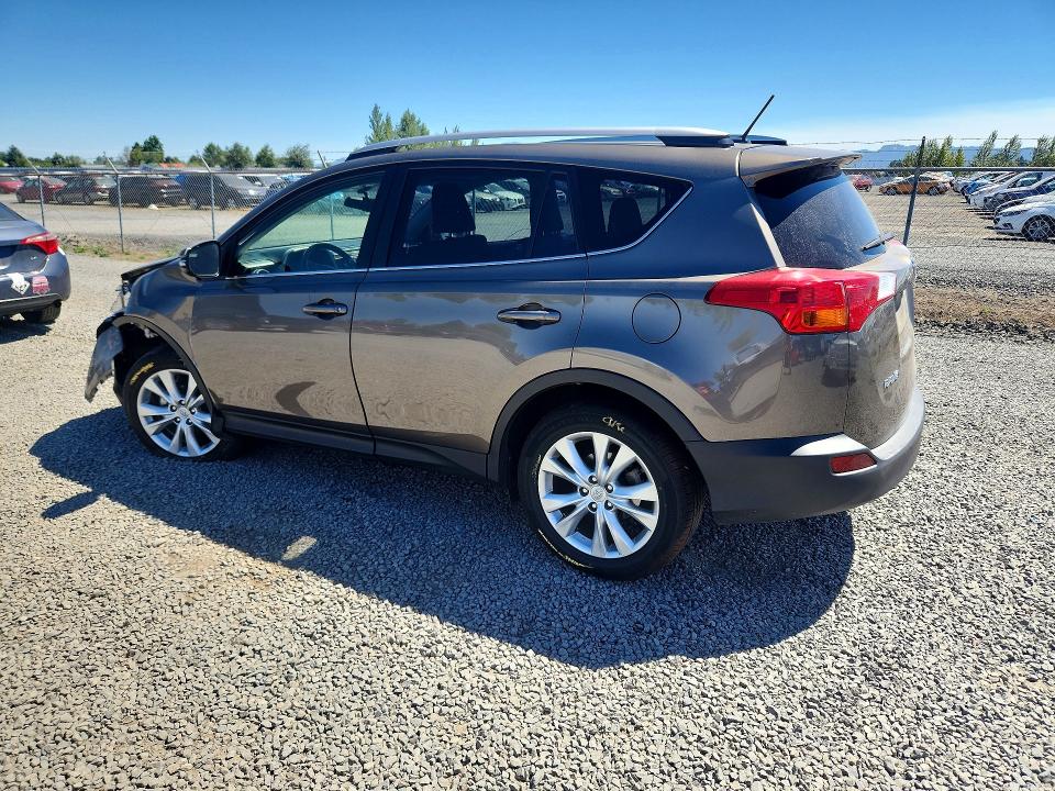Photo 2 from auction – 2015 TOYOTA RAV4 with VIN JTMDFREV7FD125071