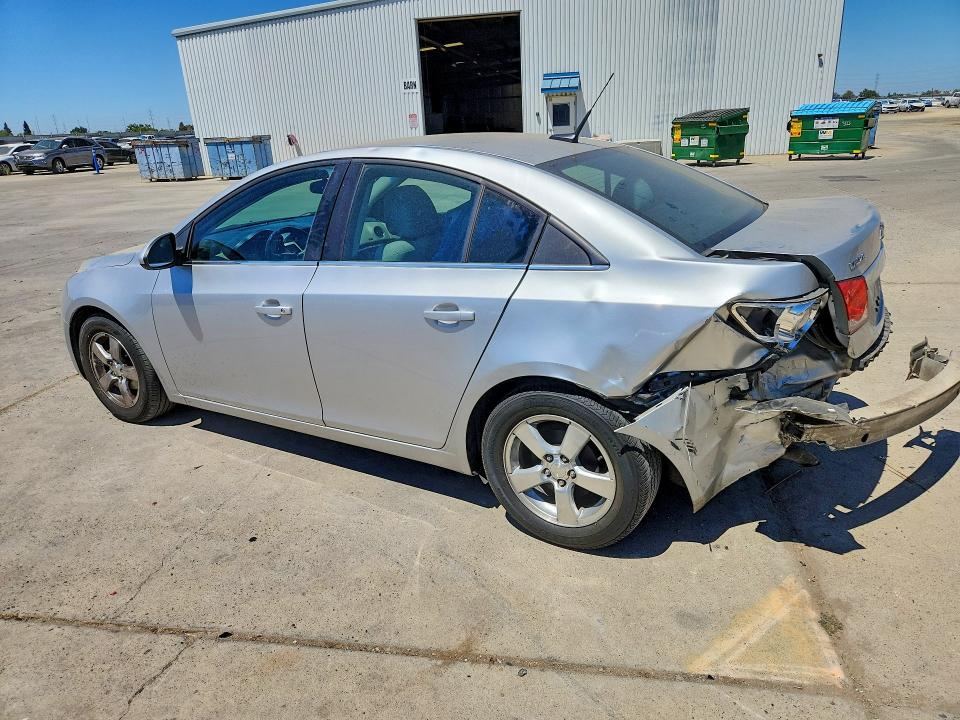 Photo 2 from auction – 2014 CHEVROLET CRUZE with VIN 1G1PC5SB4E7296746