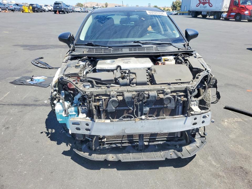 Photo 5 from auction – 2011 LEXUS CT with VIN JTHKD5BHXB2028973