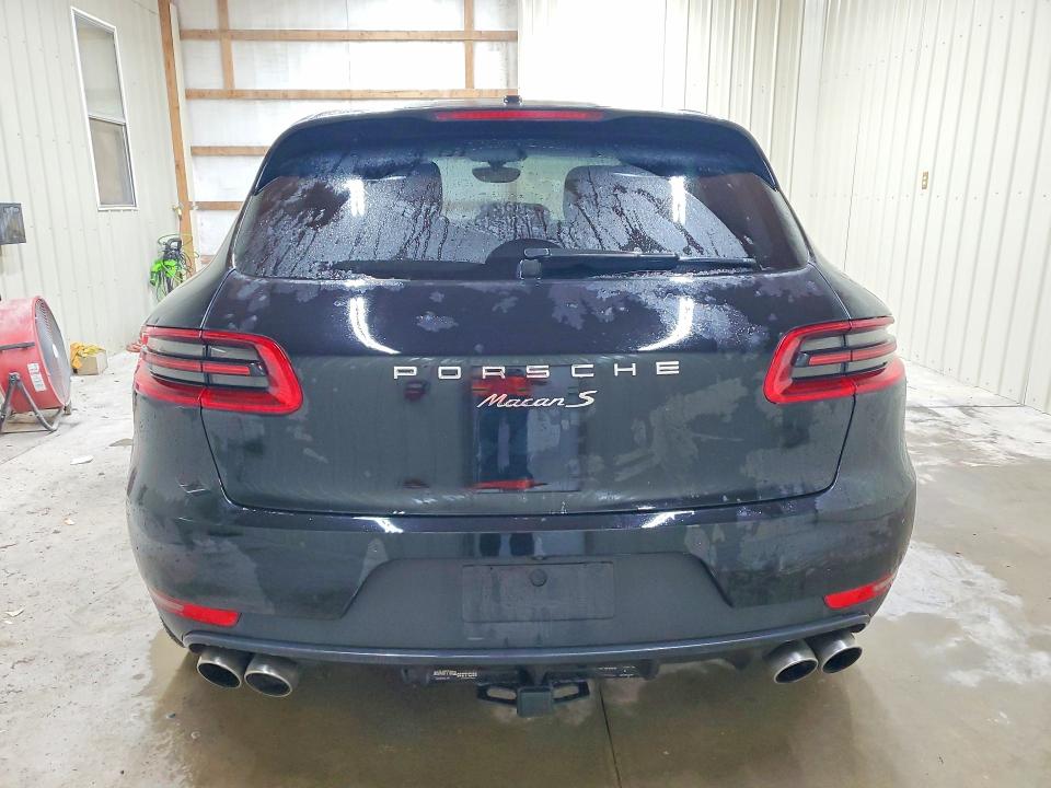 Photo 6 from auction – 2015 PORSCHE MACAN with VIN WP1AB2A50FLB52533