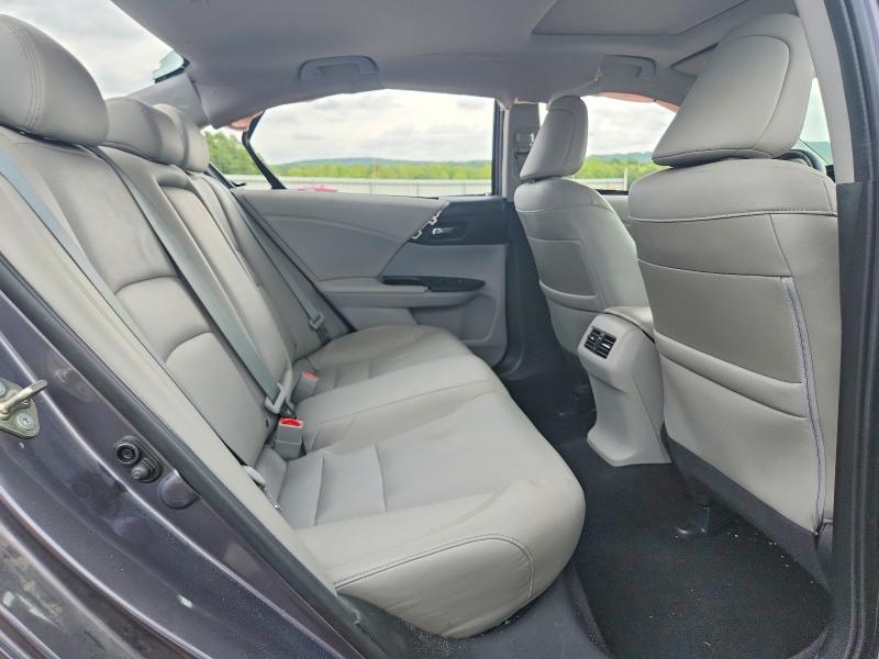 Photo 10 from auction – 2017 HONDA ACCORD with VIN 1HGCR3F96HA041167
