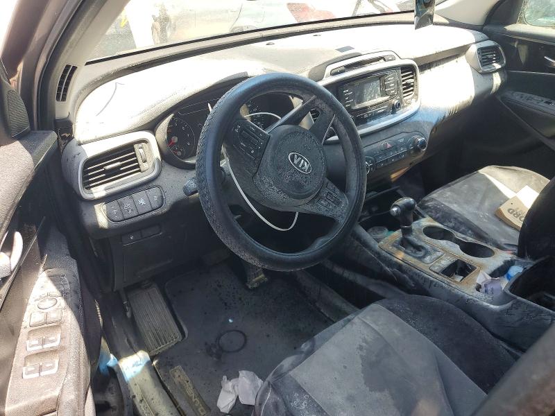 Photo 8 from auction – 2016 KIA SORENTO with VIN 5XYPG4A30GG062786