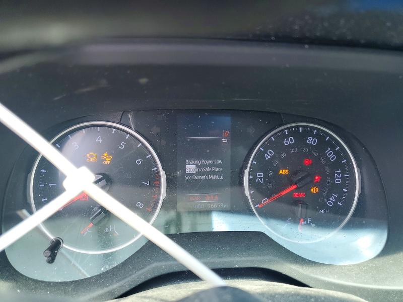 Photo 9 from auction – 2019 TOYOTA RAV4 with VIN JTMP1RFV2KD018160