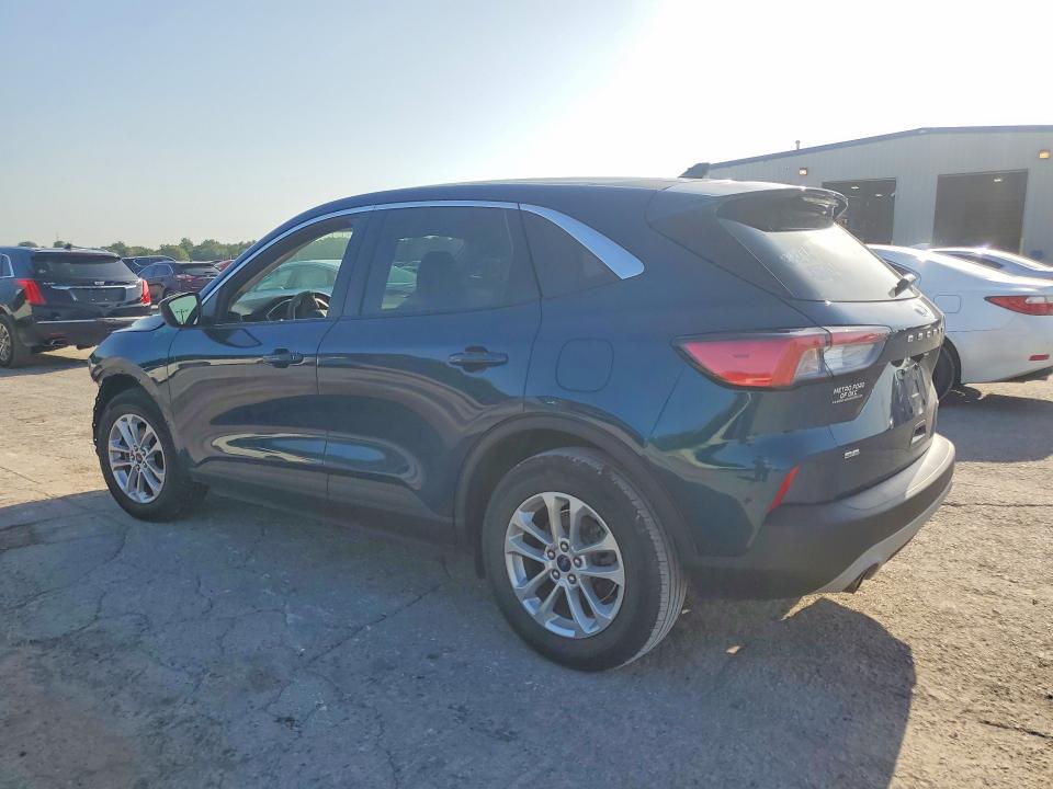 Photo 2 from auction – 2020 FORD ESCAPE with VIN 1FMCU0G64LUC04711