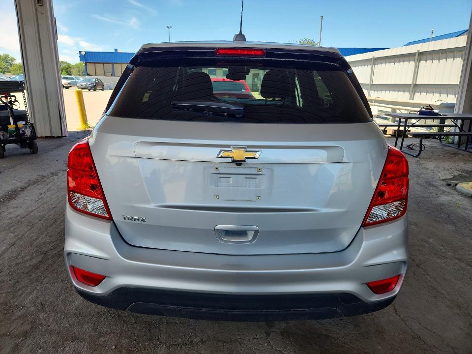 Photo 6 from auction – 2019 CHEVROLET TRAX with VIN 3GNCJKSB9KL261144